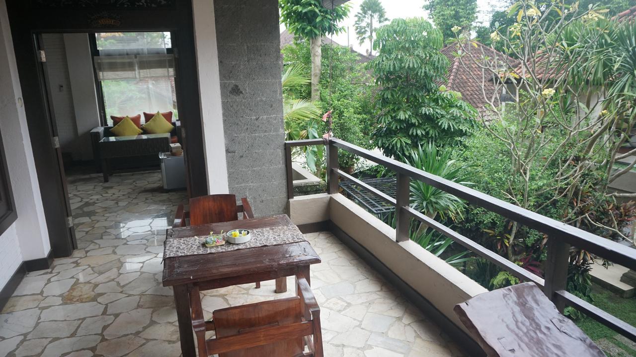 Puri Cantik Ubud  Bagian luar foto